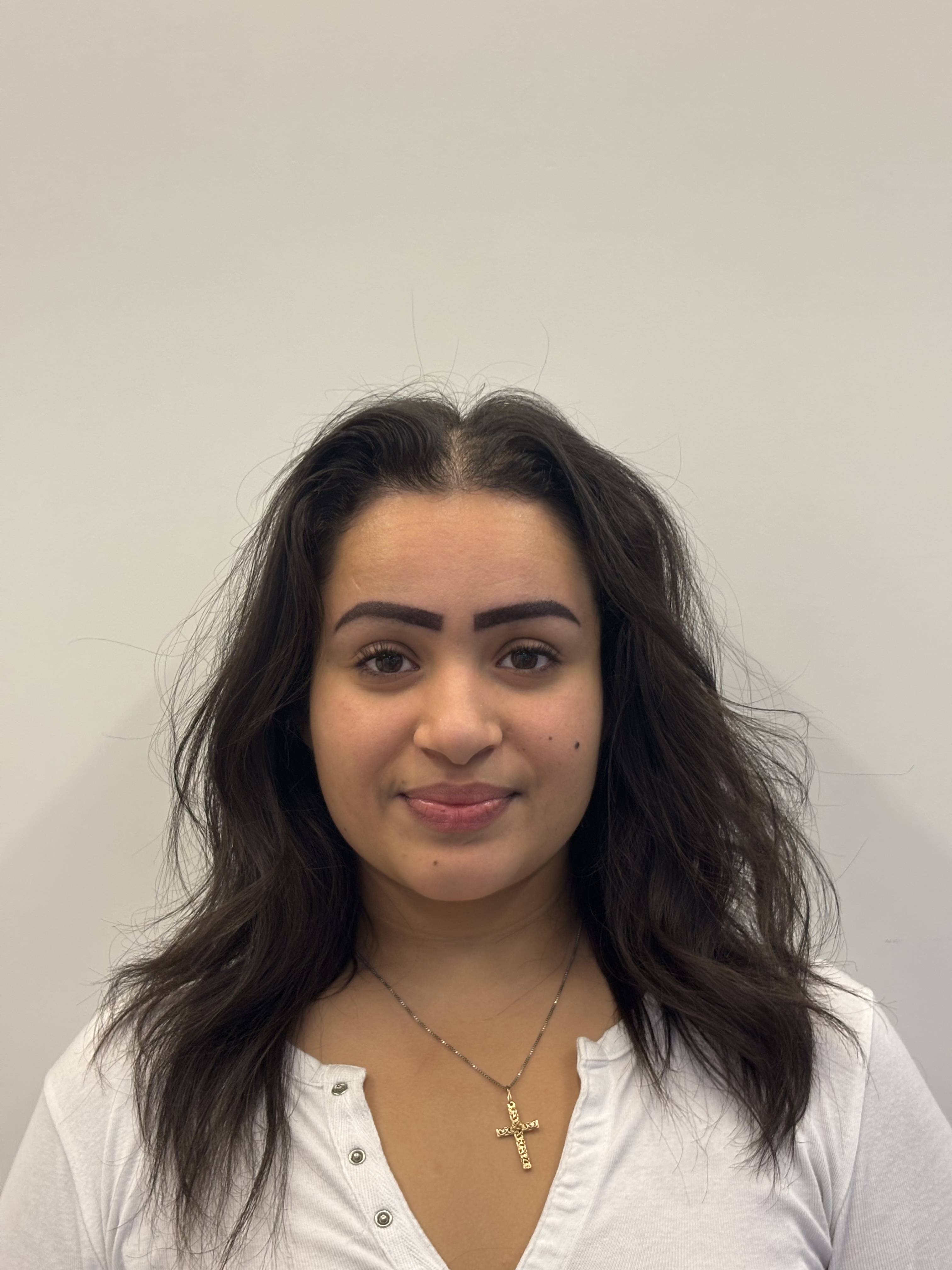 Valeria Valverde - CAO/CMO, Stv. CEO